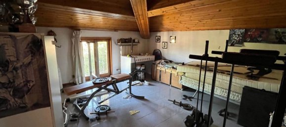 10 rooms House in Parma, Italy No. 268909 6