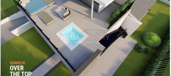 3 bedrooms Villa in Peschiera del Garda, Italy No. 724 2