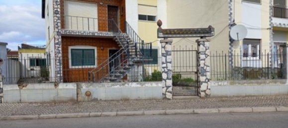 3 bedrooms House in Alcochete, Portugal No. 85973 3