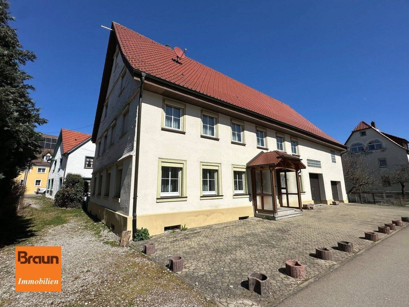 7-salle Bâtiment à Tuttlingen, Germany No. 57907