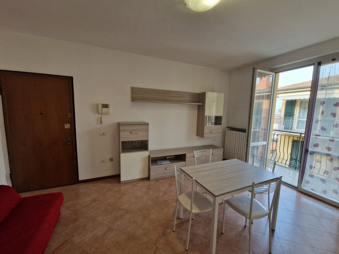 Apartamento de 2 divisões em Broni, Italy N.º 142610