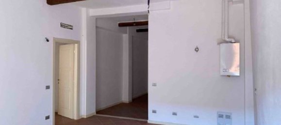 1 bedroom Apartment in Ferrara, Italy No. 19567 8