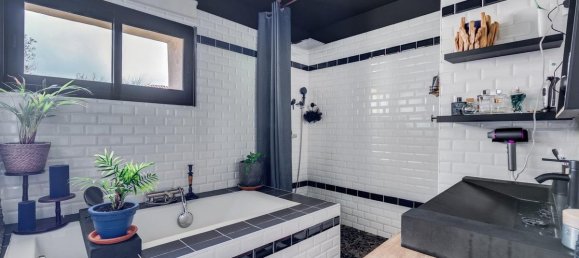 Дом с 5 спальнями в Окситания, Франция № 342243 12