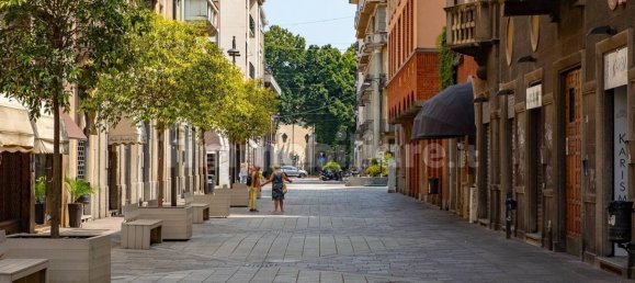 3 Schlafzimmer Wohnung in Busto Arsizio, Italy, Nr. 295815 30