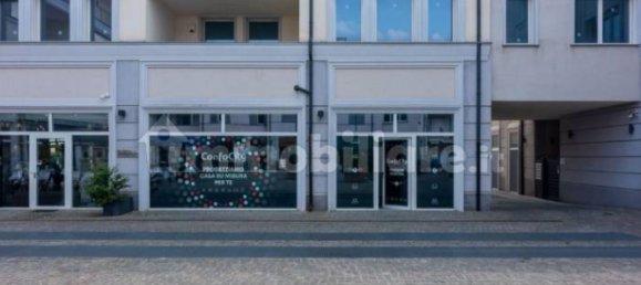 3 Schlafzimmer Wohnung in Busto Arsizio, Italy, Nr. 295815 21