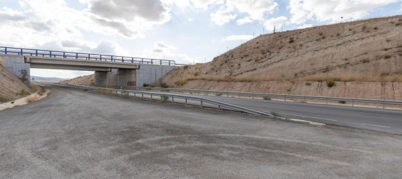  Land in Granada, Spain No. 149736 8