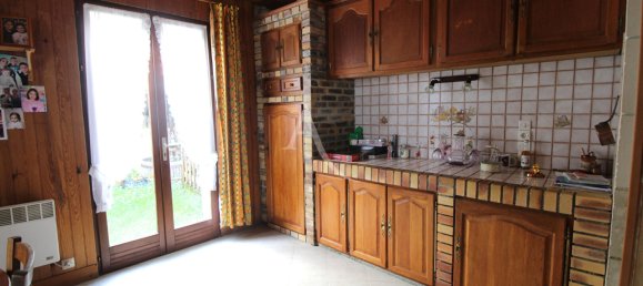 Casa de 4 dormitorios en Saint-Julien-de-Chedon, France No. 83988 4