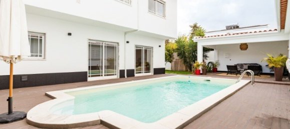 5 bedrooms Villa in Almada, Portugal No. 97091 6