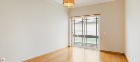 5 bedrooms Villa in Almada, Portugal No. 97091 31