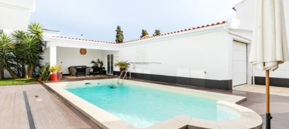 5 bedrooms Villa in Almada, Portugal No. 97091 16