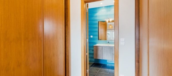 5 bedrooms Villa in Almada, Portugal No. 97091 48