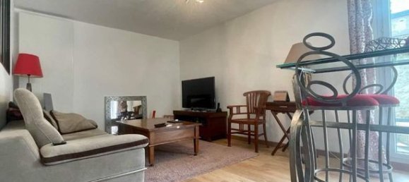 Квартира с 2 спальнями в Сен-Сир-сюр-Луар, Франция № 314074 2