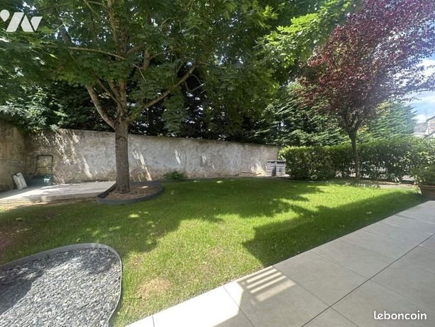 Квартира с 2 спальнями в Сен-Сир-сюр-Луар, Франция № 314074