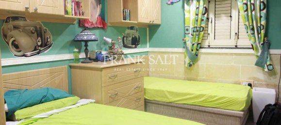 3 bedrooms Maisonette in Zabbar, Malta No. 2452 3