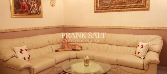 3 bedrooms Maisonette in Zabbar, Malta No. 2452 2