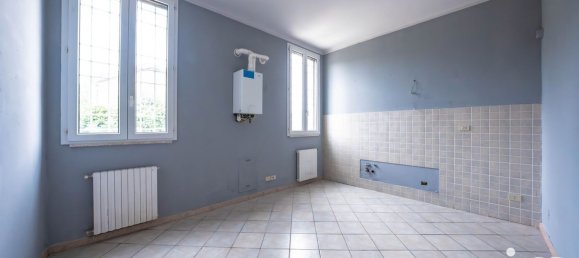 3 Schlafzimmer Wohnung in Ferrara, Italy, Nr. 313274 7