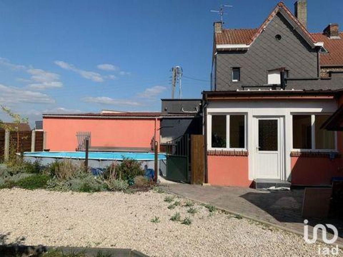 Casa de 4 dormitorios en Somain, France No. 31770