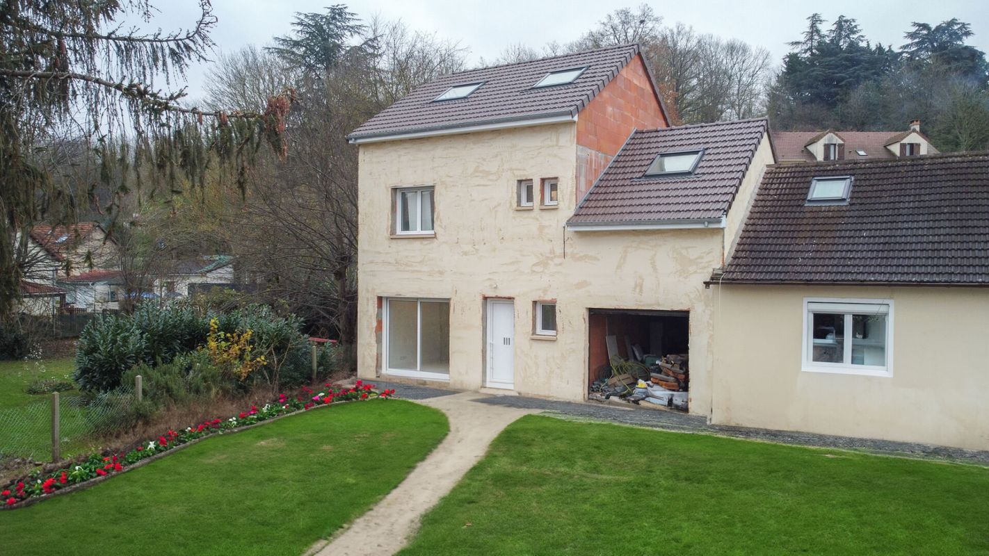 4 bedrooms House in Elancourt, France No. 166974