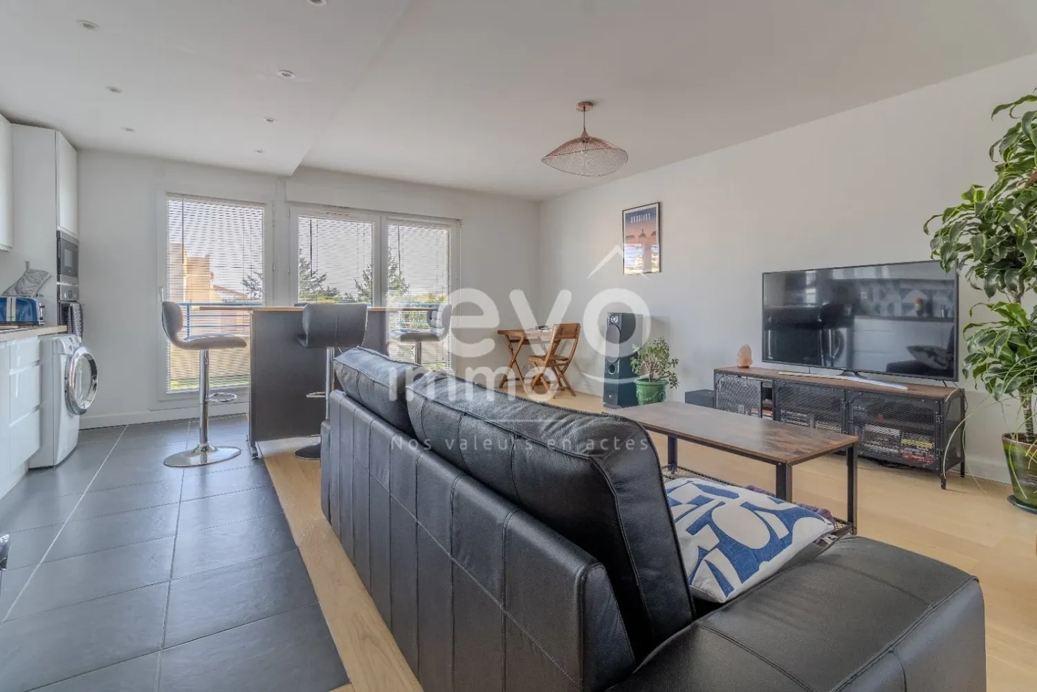 Квартира с 2 спальнями в Бордо, Франция № 323732