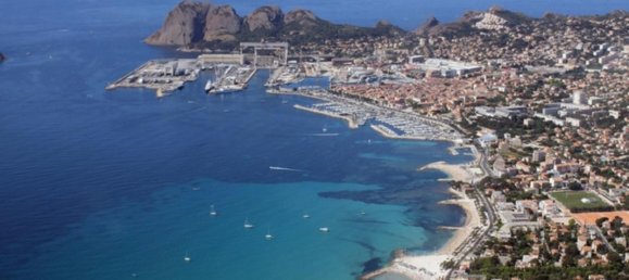 3 Schlafzimmer Penthouse in La Ciotat, France, Nr. 293372 3