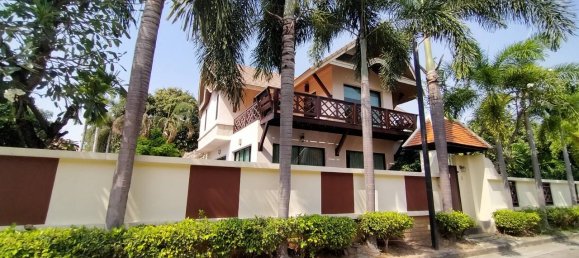 Café/restaurante de 3 dormitorios en Pattaya, Thailand No. 1099 10