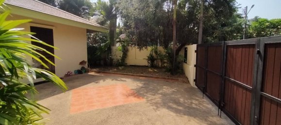 Café/restaurante de 3 dormitorios en Pattaya, Thailand No. 1099 20