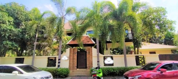 Café/restaurante de 3 dormitorios en Pattaya, Thailand No. 1099 12