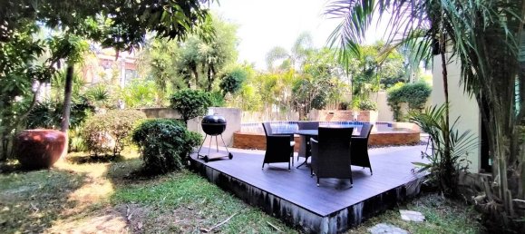 Café/restaurante de 3 dormitorios en Pattaya, Thailand No. 1099 15