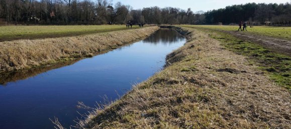 Edifício de 15 divisões em Brandenburg, Germany N.º 21981 22