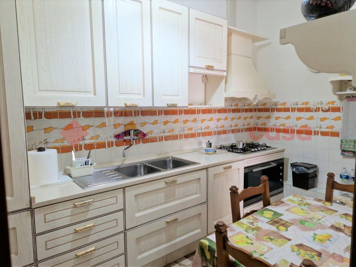 7 rooms House in Roseto degli Abruzzi, Italy No. 78097