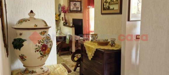 7 rooms House in Roseto degli Abruzzi, Italy No. 78097 12