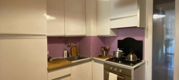 3 rooms Apartment in Modena, Italy No. 99381 4