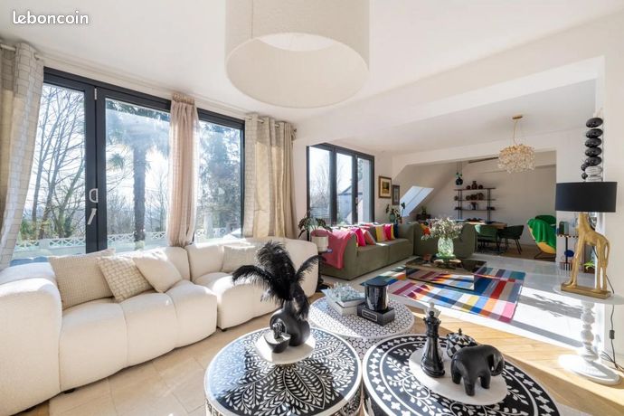 Casa de 4 dormitorios en Pontoise, France No. 354059