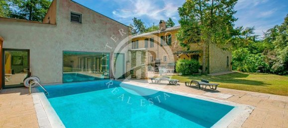 18 غرف نوم فيلا في Perugia, Italy رقم 333312 13