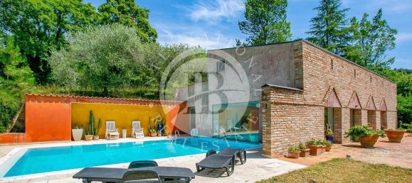 18 غرف نوم فيلا في Perugia, Italy رقم 333312 14