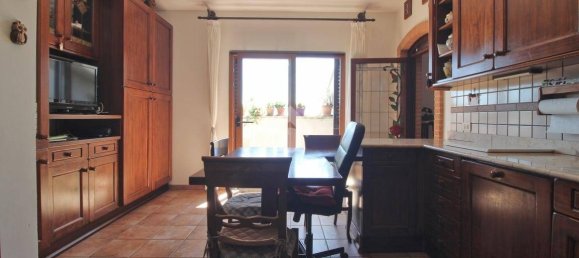 3 غرف نوم شقة في Mosciano Sant'Angelo, Italy رقم 272739 9