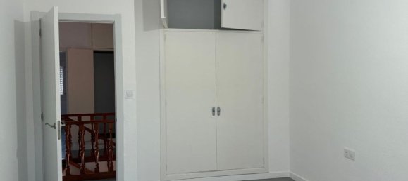 5 bedrooms House in Cadiz, Spain No. 190168 10