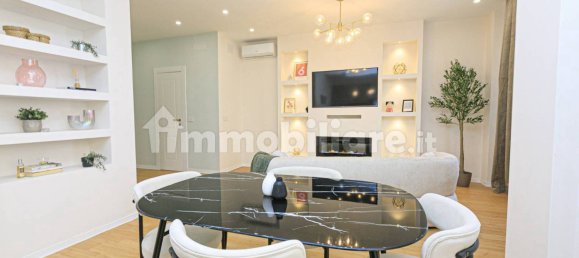 2 bedrooms Apartment in Genoa, Italy No. 99795 18