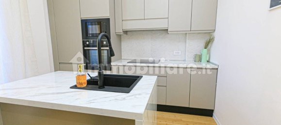 2 bedrooms Apartment in Genoa, Italy No. 99795 8