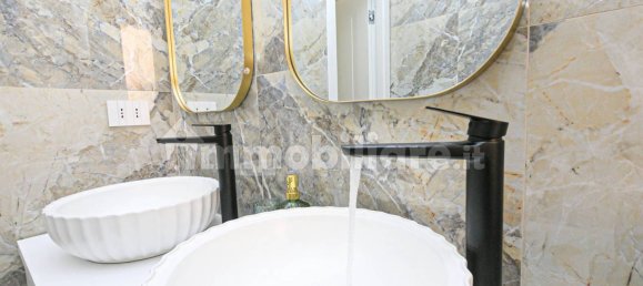 2 bedrooms Apartment in Genoa, Italy No. 99795 25