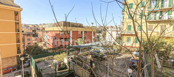 2 bedrooms Apartment in Genoa, Italy No. 99795 11