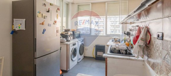 2 Schlafzimmer Wohnung in Palermo, Italy, Nr. 335326 8