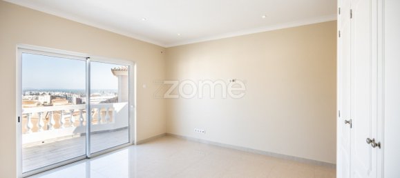 Дом с 4 спальнями в Лагуш, Португалия № 73393 31