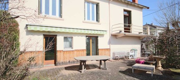 4 غرف نوم فيلا في Riom, France رقم 195332 14