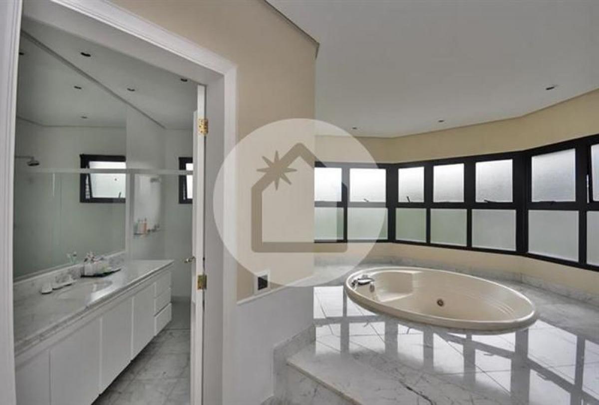 Квартира с 5 спальнями в Сан-Паулу, Бразилия № 537877