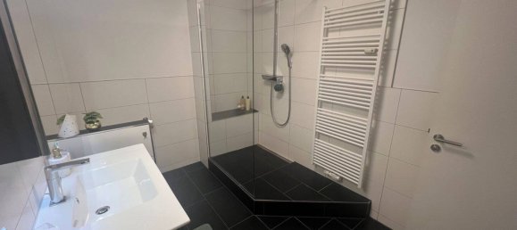 2-salle Appartement à Esslingen, Germany No. 232366 8