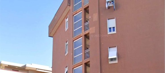 4 bedrooms Apartment in Saronno, Italy No. 363533 19