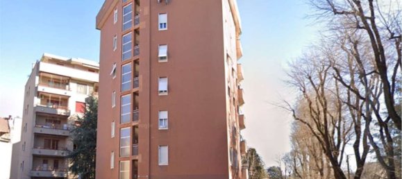 4 bedrooms Apartment in Saronno, Italy No. 363533 16