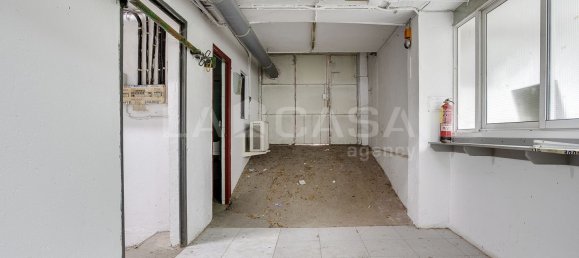 Propriété commerciale à Cornella De Llobregat, Spain 551m² No. 169418 4
