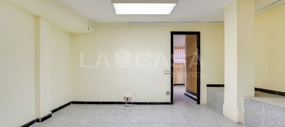 Propriété commerciale à Cornella De Llobregat, Spain 551m² No. 169418 48